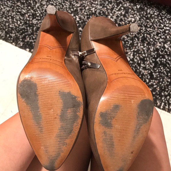 40. Enzo Angiolini Leather Booties - Picture 3 of 8